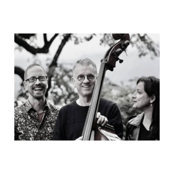 Karine C Trio – Le drôle de spectacle musical